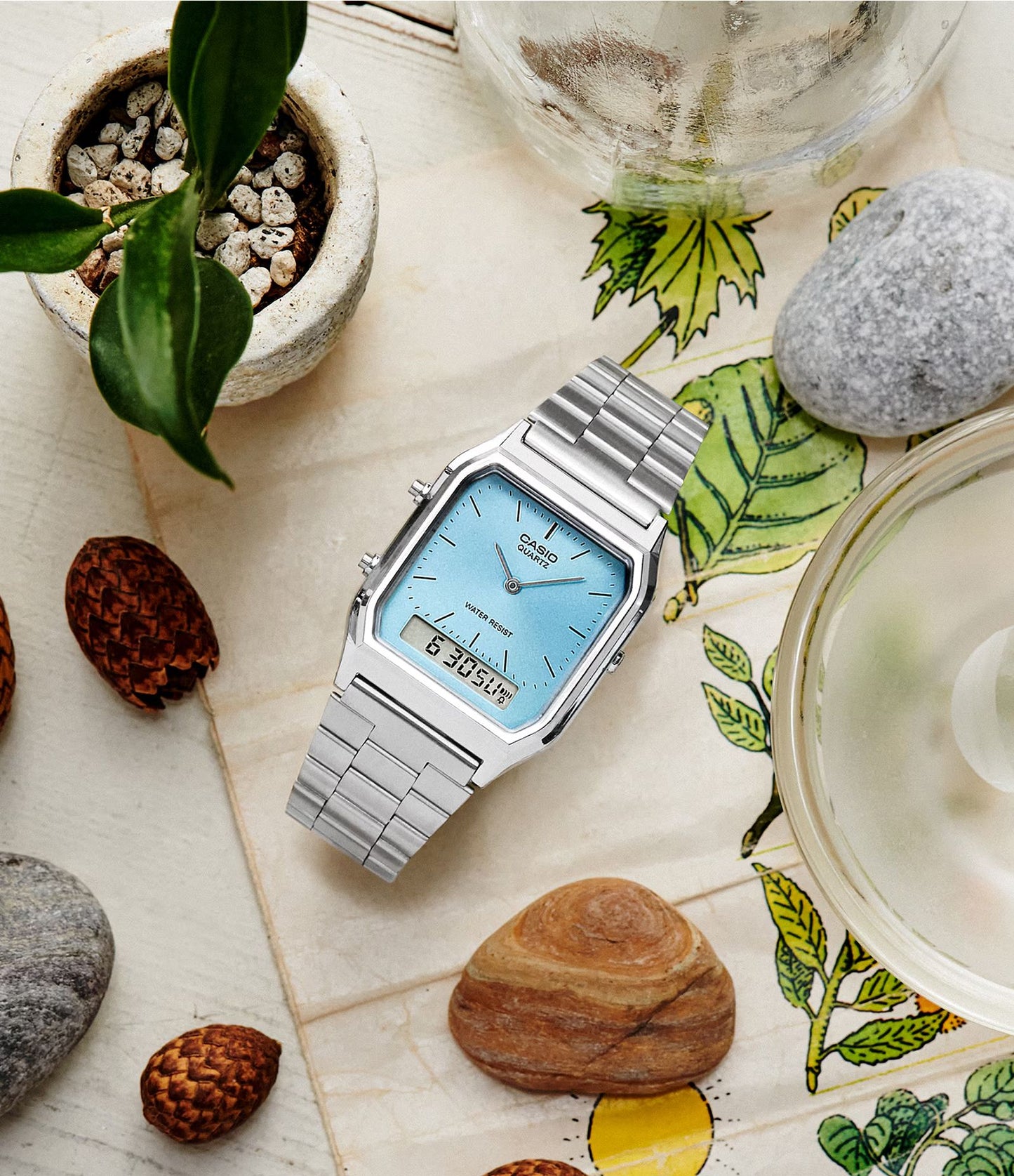 Relógio Casio Vintage Feminino - AQ-230A-2A1MQYDF